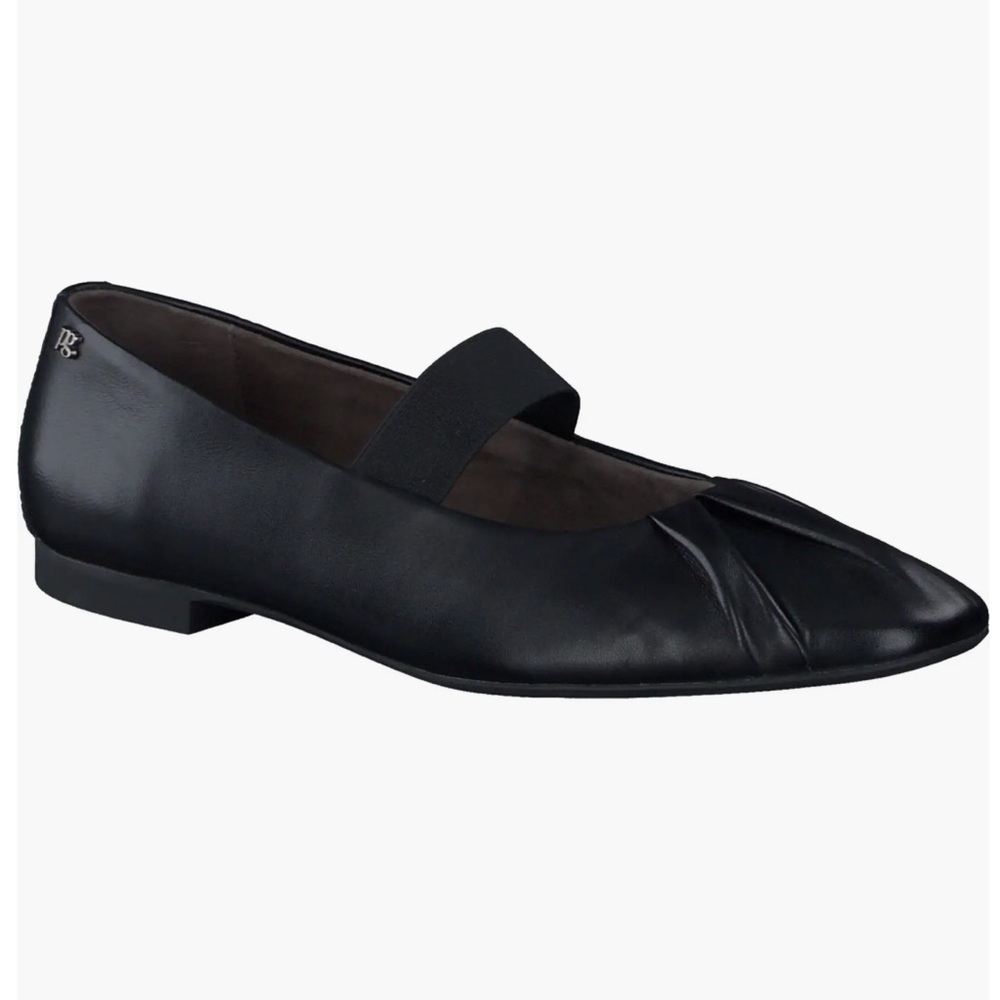 Ballerina flat loafer. Black Leather. US 9 Never used.